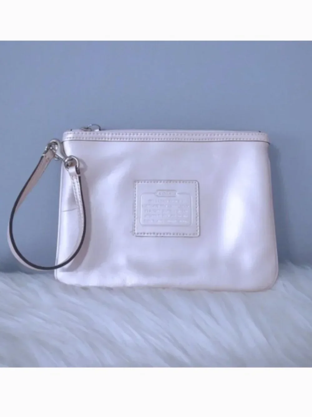 Coach metallic wristlet clutch w/creed EUC